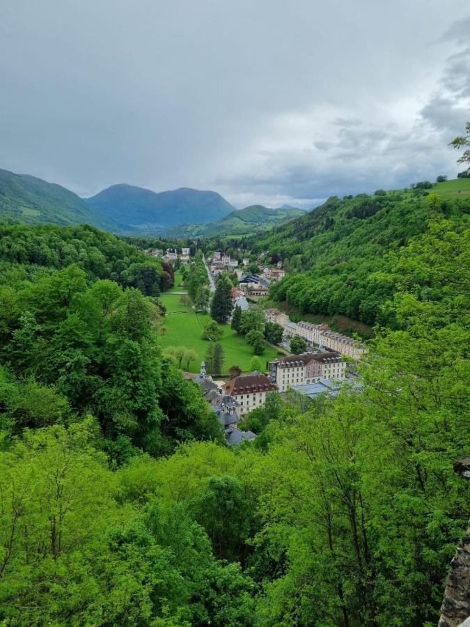 #Bv Le Chateau D'Uriage Saint-Martin-dʼUriage Екстериор снимка